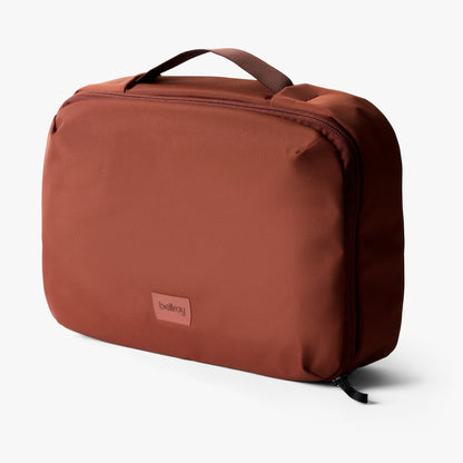 Hanging Toiletry Kit Plus - US 0646