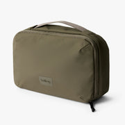 Hanging Toiletry Kit - US 6258
