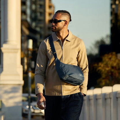 Laneway Crescent Bag 7L - US 7659