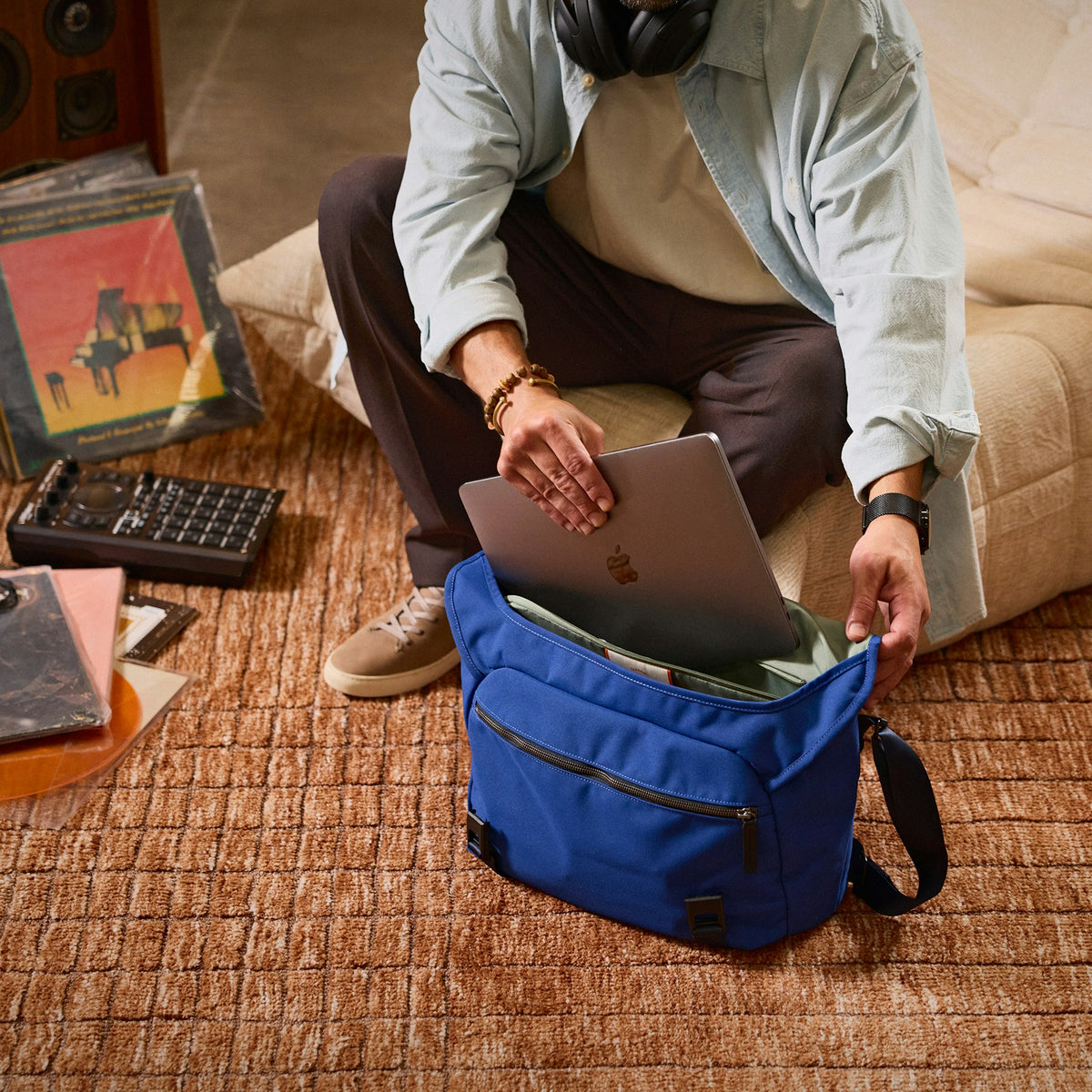 Classic Messenger 13L - US 7599