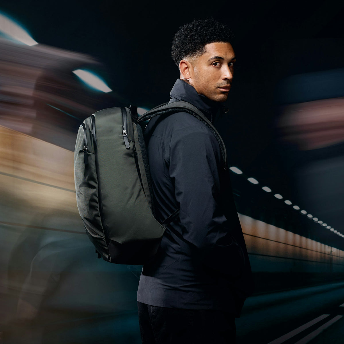 Transit Workpack Pro 28L - US 9272