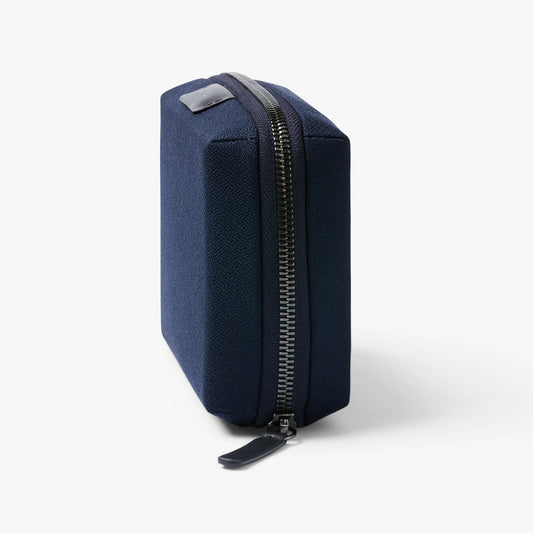Tech Kit Compact - US 8692