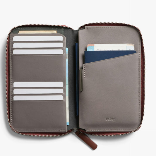 Travel Folio - US 4138