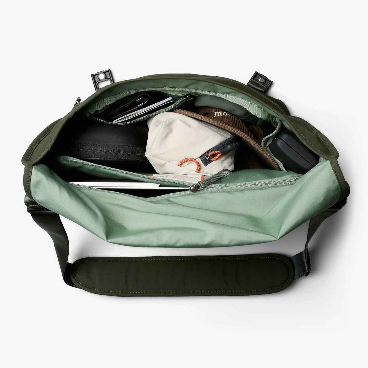 Classic Messenger 13L - US 7599