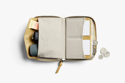 Folio Wallet - US 8425