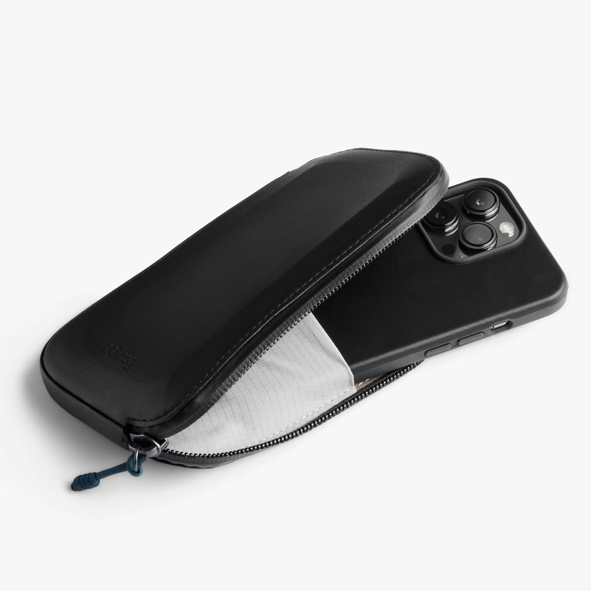 Venture Phone Pocket - US 8112