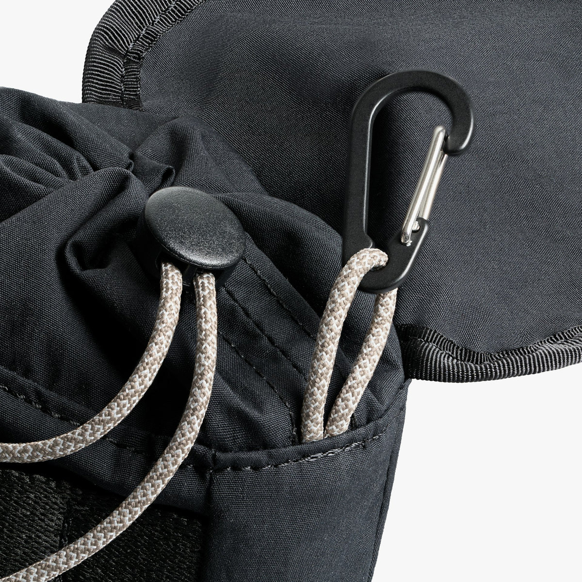 Cinch Pocket - US 9439