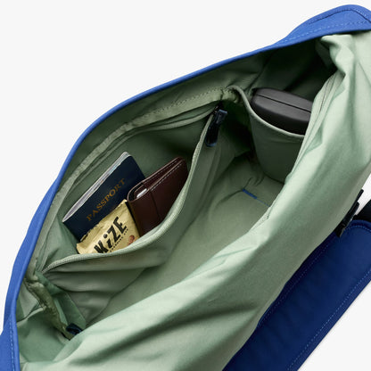 Classic Messenger 13L - US 5700