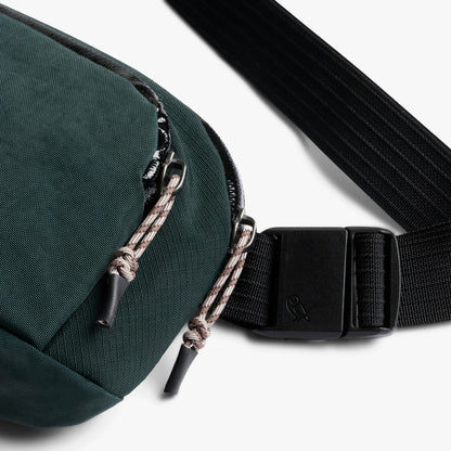 Venture Hip Pack - US 7342