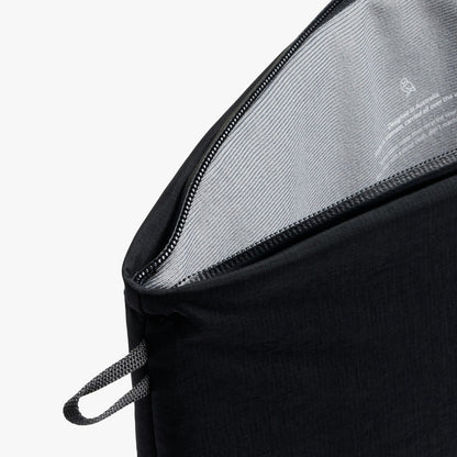 Lite Laptop Sleeve - US 5645