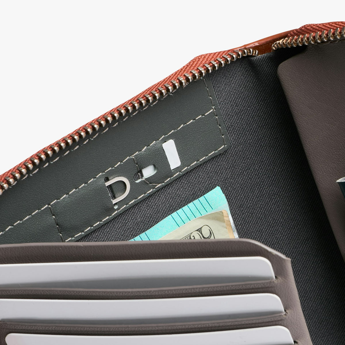 Travel Folio - US 4138