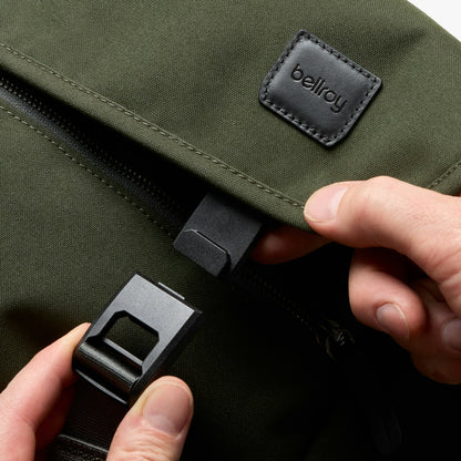 Classic Messenger 13L - US 7599