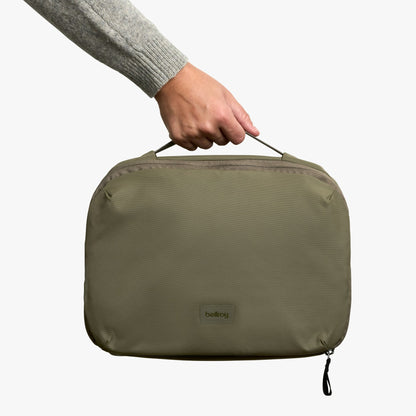 Hanging Toiletry Kit Plus - US 0851