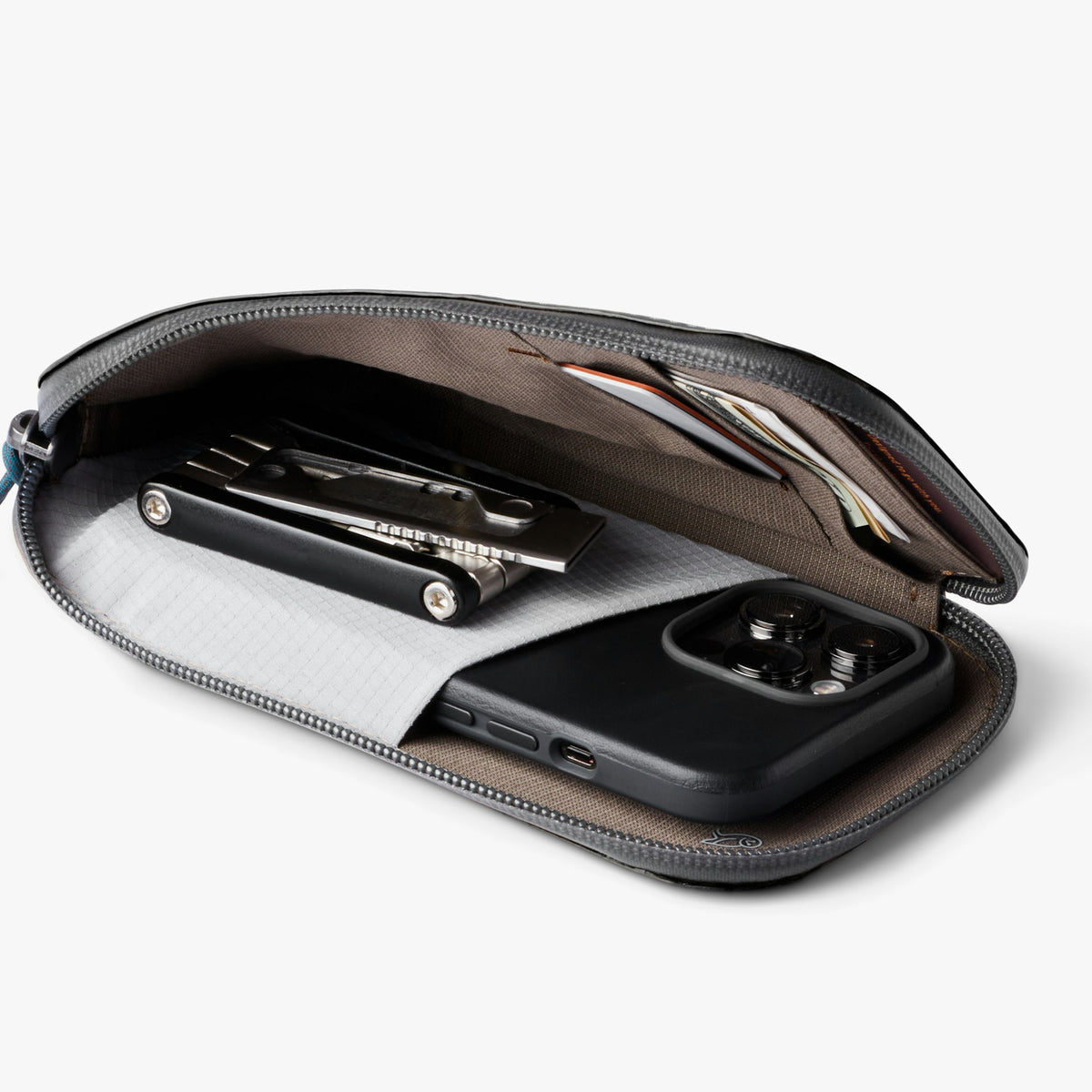 Venture Phone Pocket - US 8112