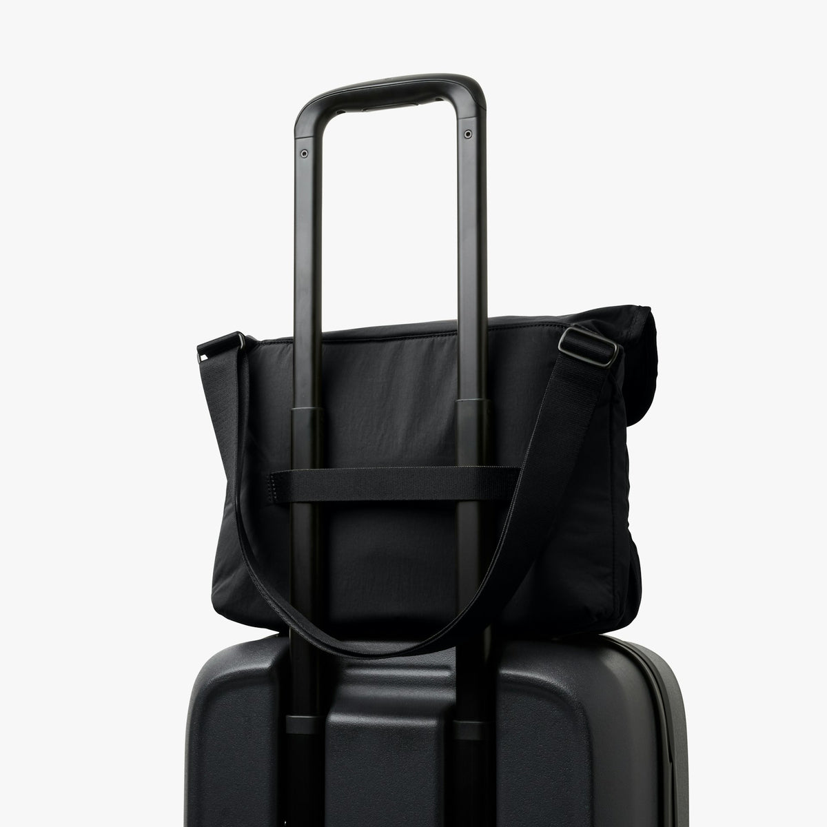 Cinch Messenger - US 5093