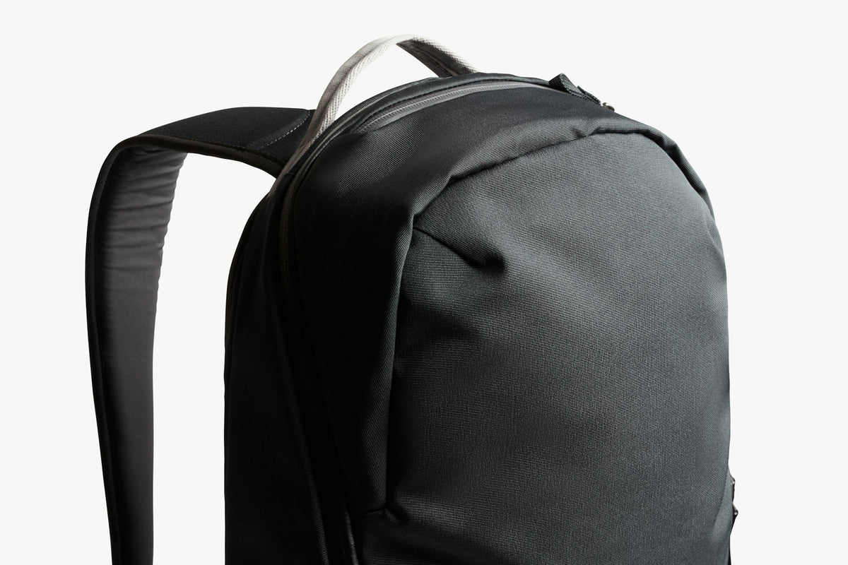 Via Backpack - US 8134