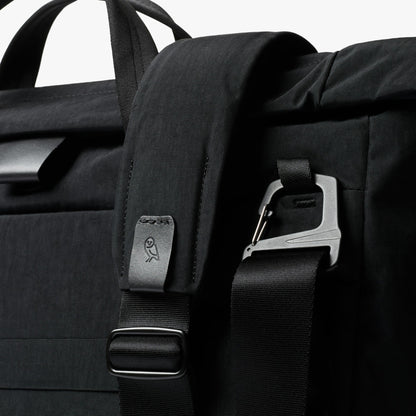 Tokyo Messenger Bag 14" - US 4747
