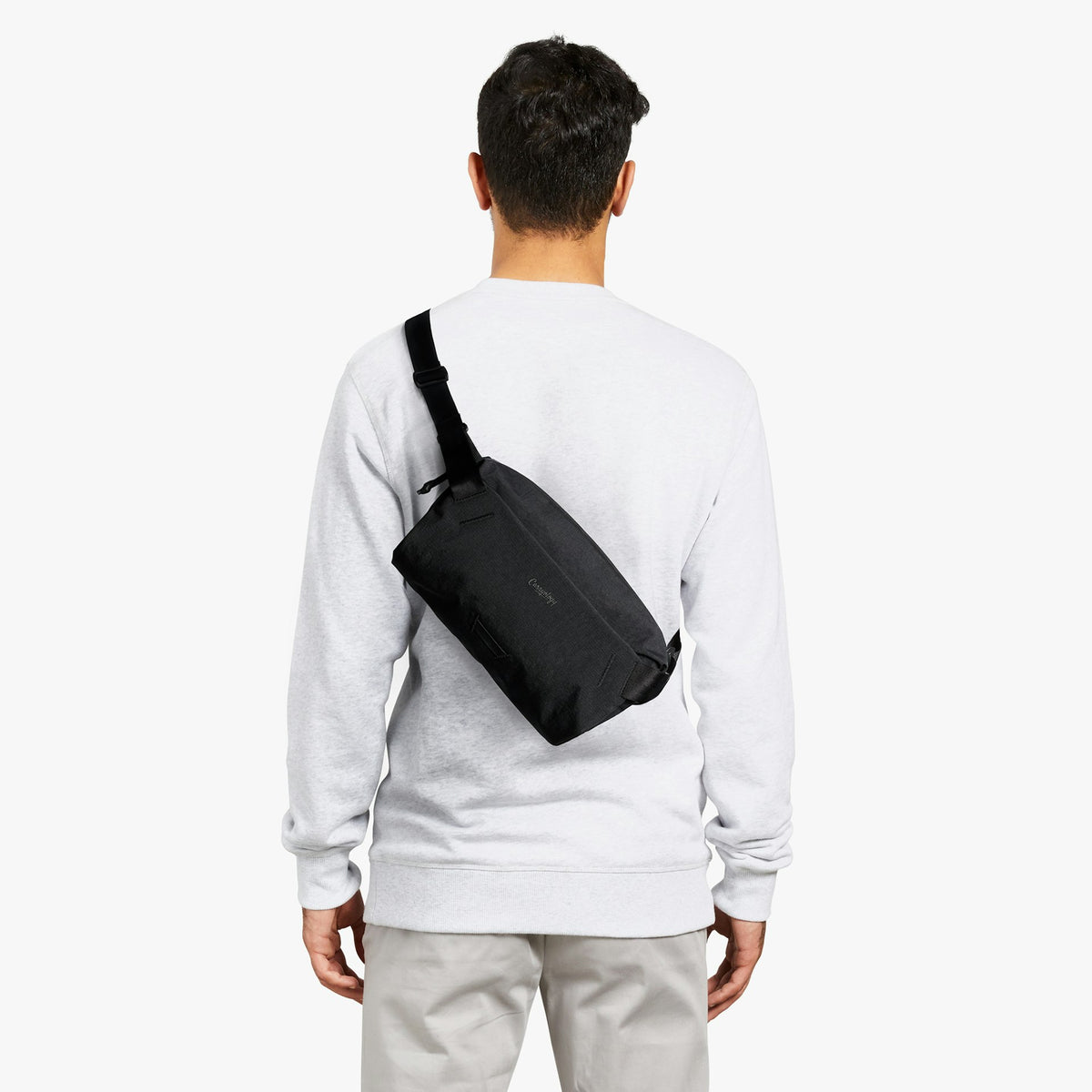 Carryology Essentials Sling - US 4593