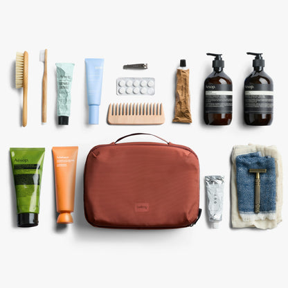 Hanging Toiletry Kit Plus - US 0646