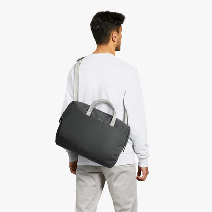 Via Work Bag - US 5564
