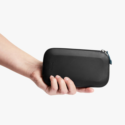 Venture Phone Pocket - US 8112